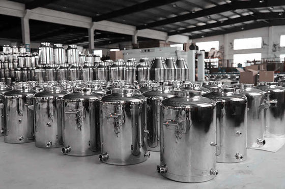 Bom preço. Estação de mistura de aço inoxidável personalizável, tanque de armazenamento de leite 3 kg on-line