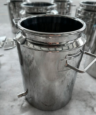 Good price Food Grade Stainless Steel Barrel , Vertical Milk Storage Tank 5L online