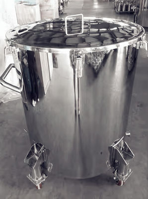 Good price Sanitary Vessel Cosmetic 316 Stainless Steel Chemical Storage Tank online