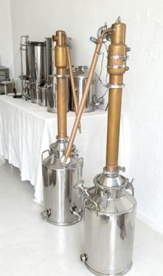 Good price 50L Stainless Steel Distilling Equipment for Make Brandy Whisky and Rum online